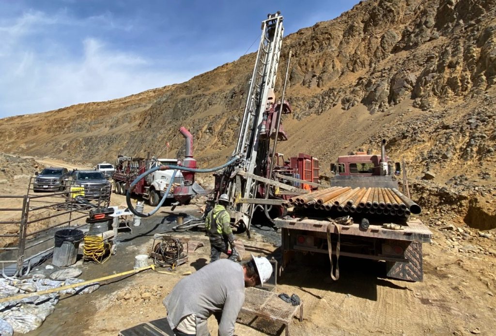 Lahontan Gold samples up to 14.60 g/t gold EQ at West Santa Fe, Nevada