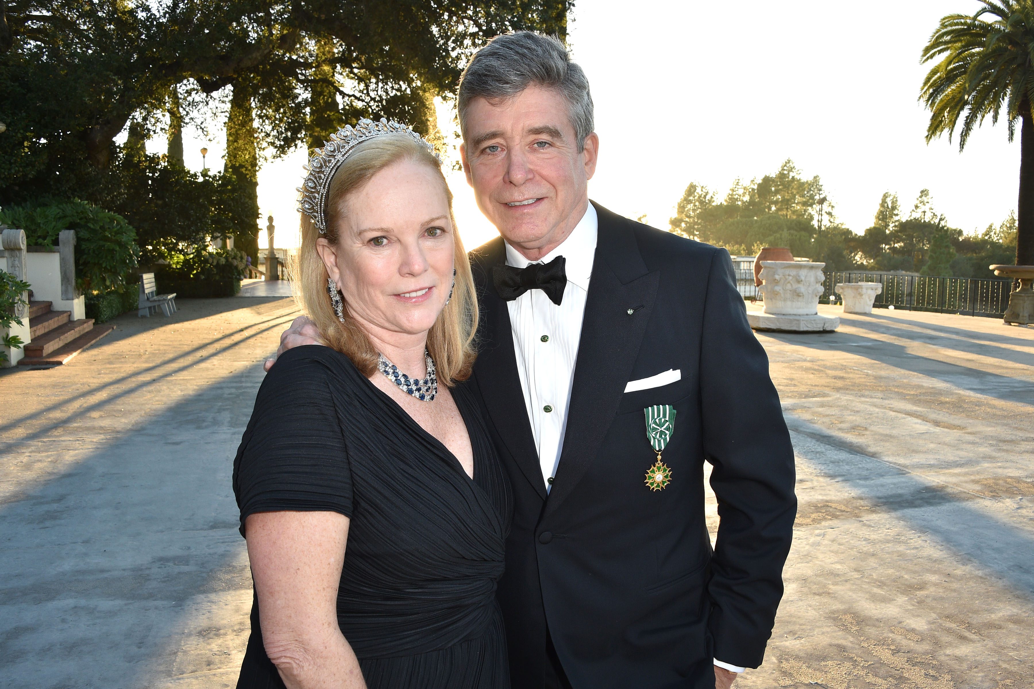 Author Jay McInerney recovering from brain surgery after ‘bloody’ incident at home — but finished a novel, smuggled champagne into ICU