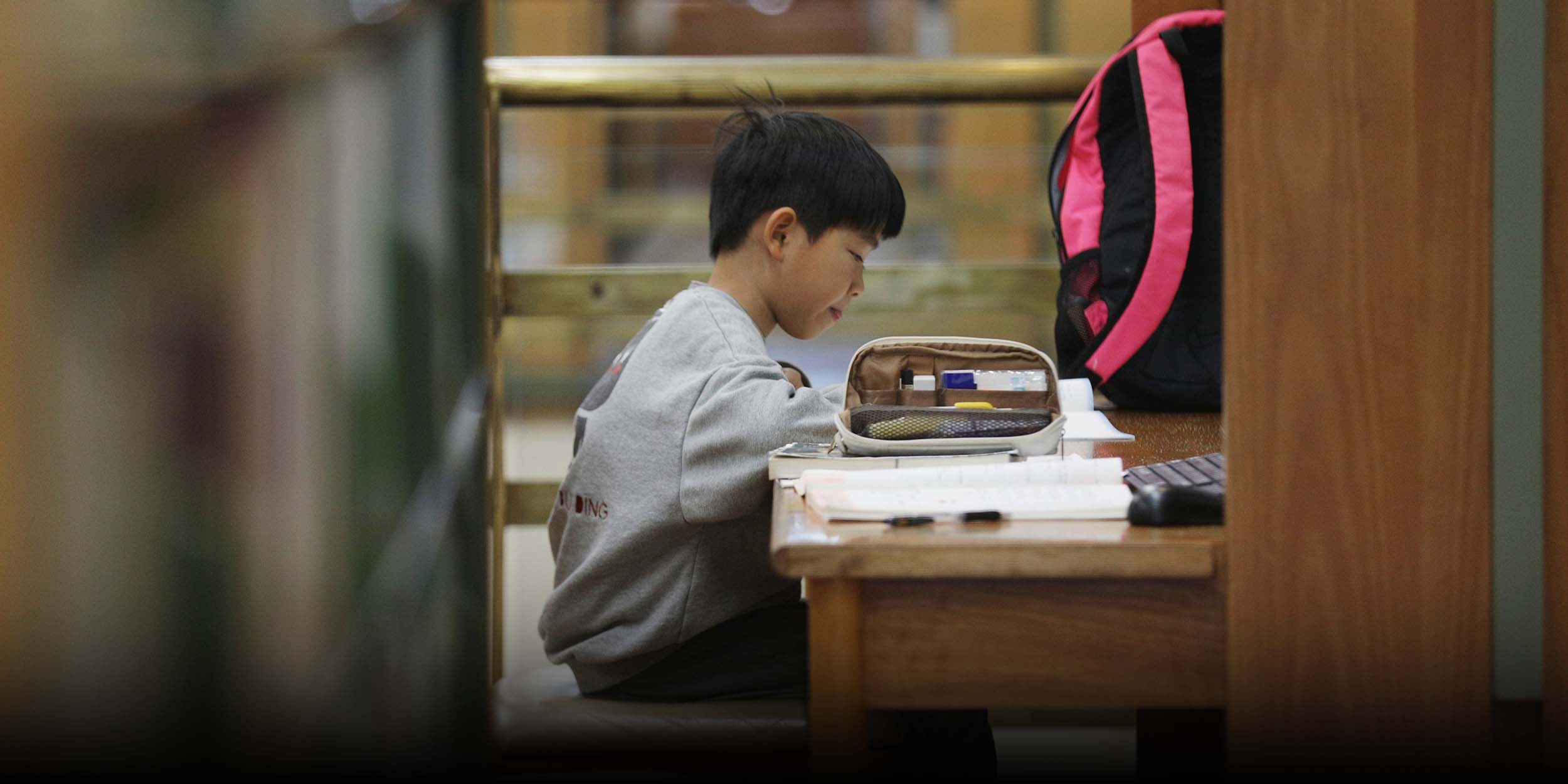 In Chengdu, a Two-Week Buffer to Ease Students Back to School