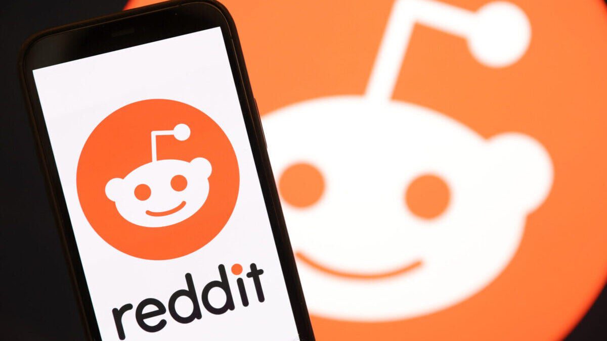 Reddit Inks $60 Million-a-Year Deal To Train Google AI Ahead of Expected IPO | Report