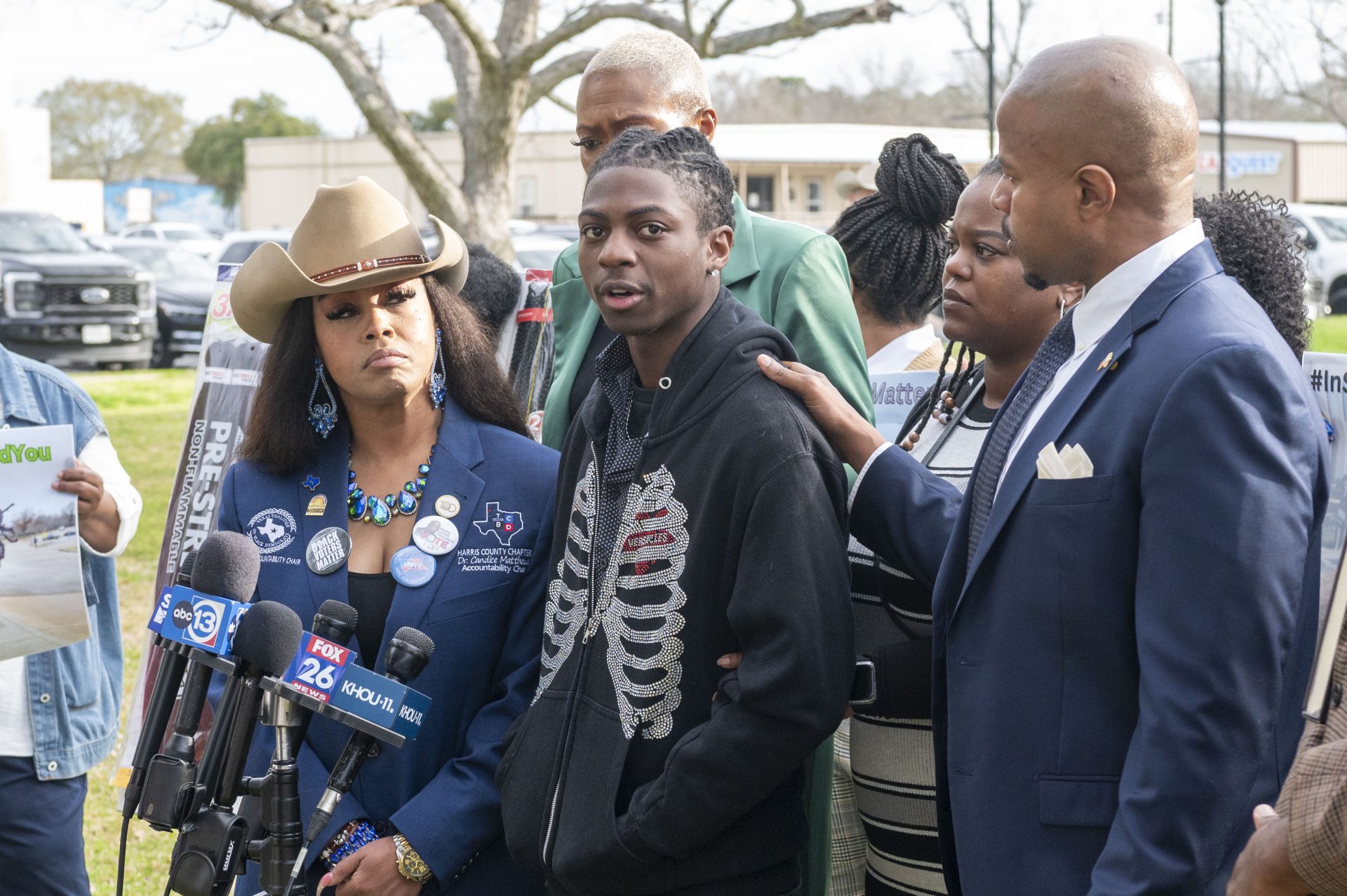 UPDATE: Texas Judge Issues Ruling In Case Of School District That Suspended Teen Due To Length Of His Locs