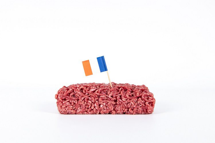 It’s official: France outlaws ‘steak’, ‘sausage’ and ‘bacon’ terms for plant-based meat