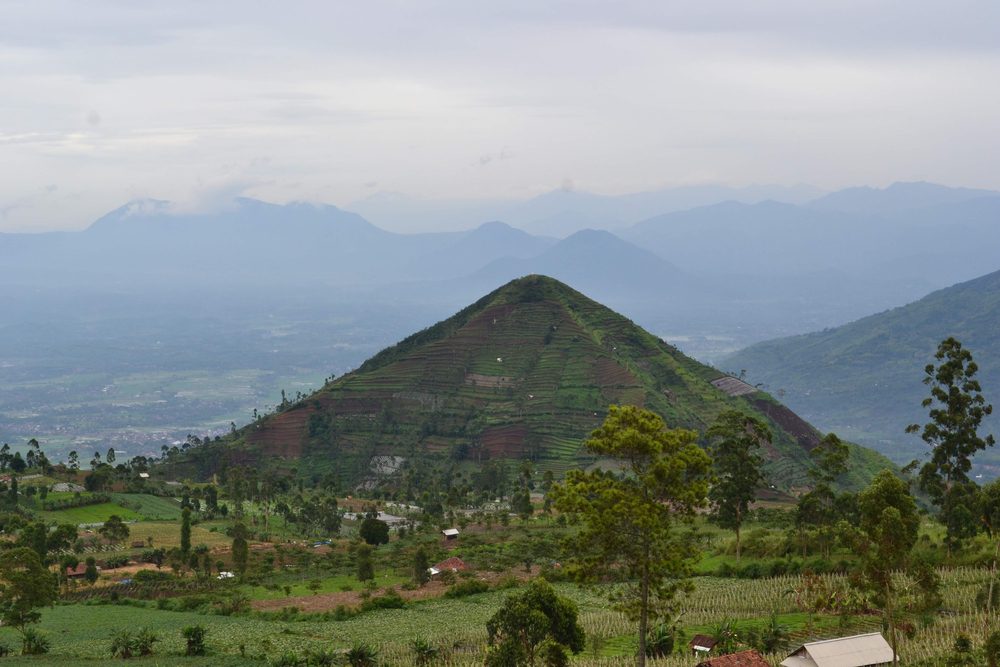 Is Gunung Padang the Oldest Pyramid in the World?