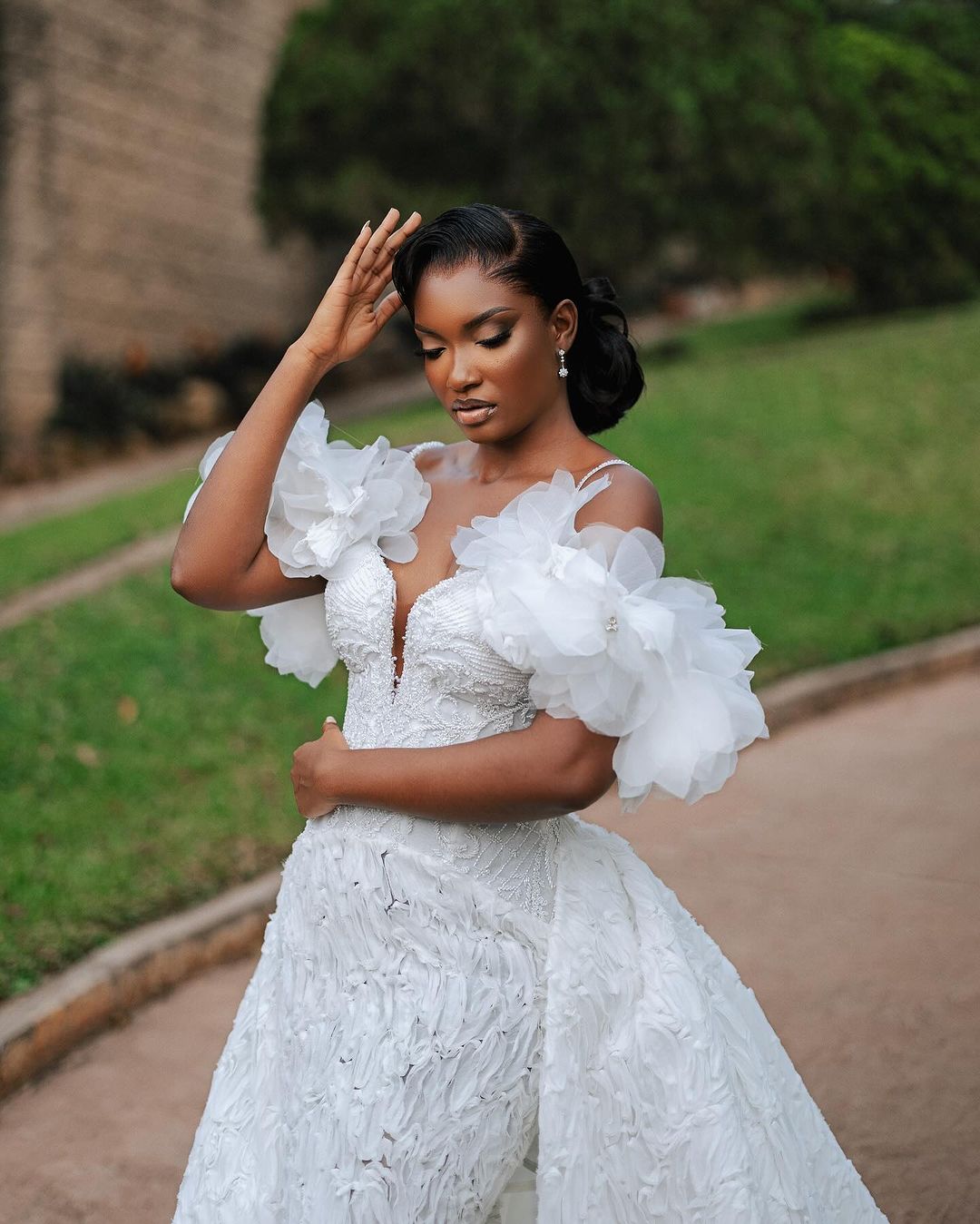 This Flawless Beauty Look is Perfect For Your White Wedding Slay!