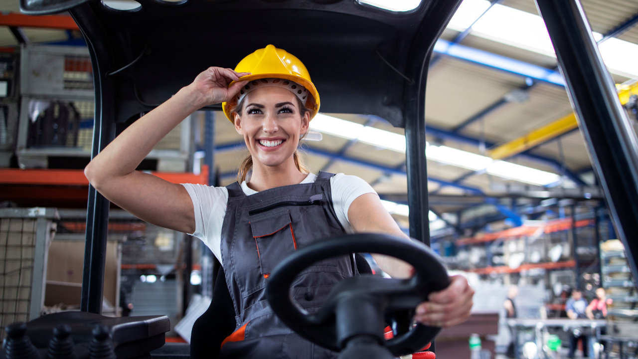 Forklift Operator Job Description: Your Guide to This Essential Role