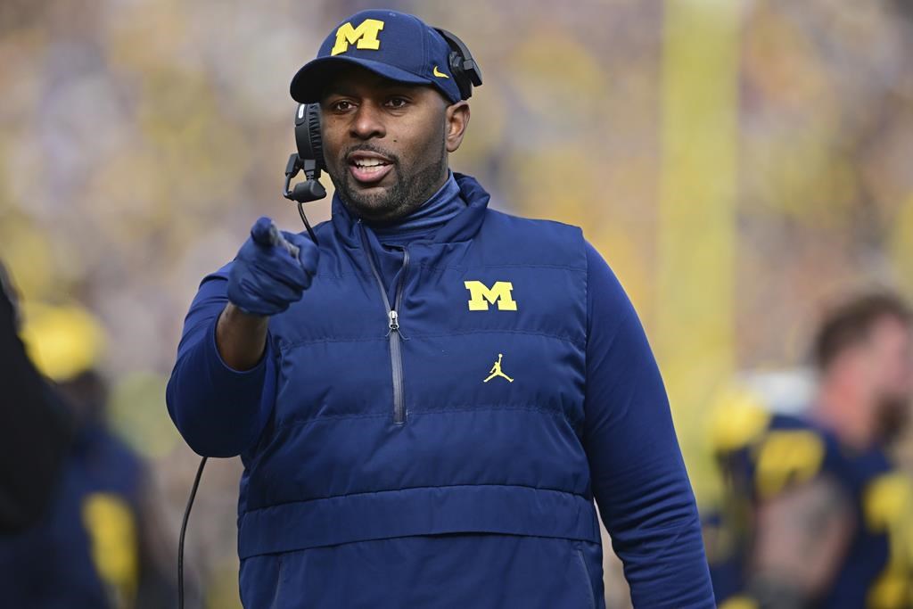 Michigan promotes Campbell to offensive coordinator, Newsome to offensive line coach