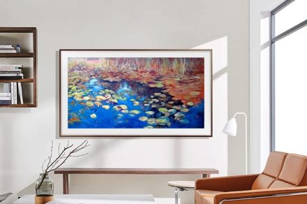 Save $1,050 on Samsung’s 75-inch Frame TV right now