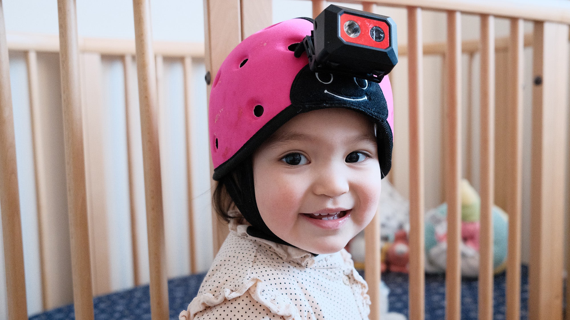 How a baby with a headcam taught AI to learn words