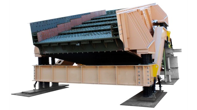 Haver & Boecker Niagara engineers gigantic 8,000-tph, 120-ton vibrating grizzly screen