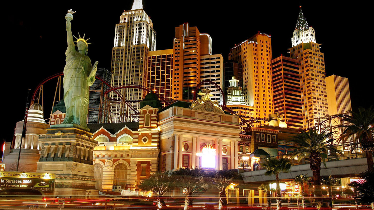 Las Vegas Strip copies controversial F1 race move for Super Bowl