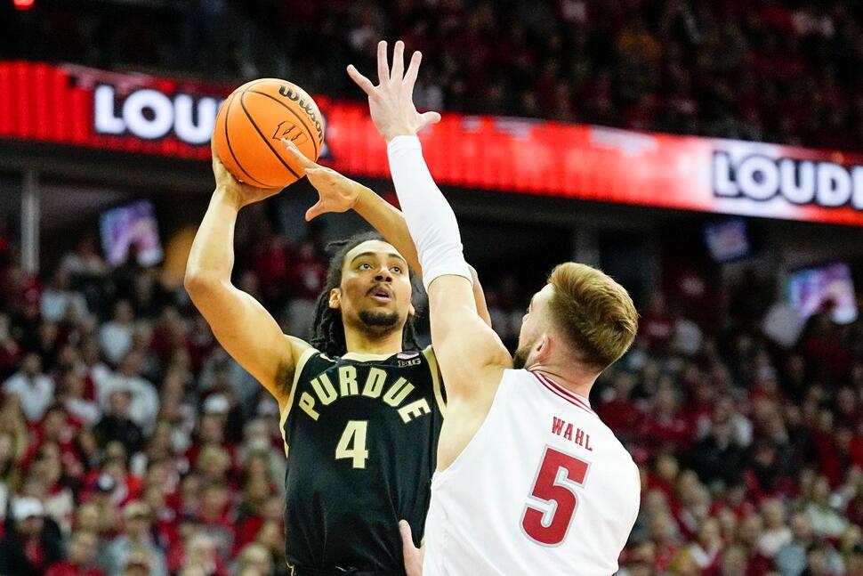 No. 2 Purdue Wins 75-69 at No. 6 Wisconsin for 7th Consecutive Victory