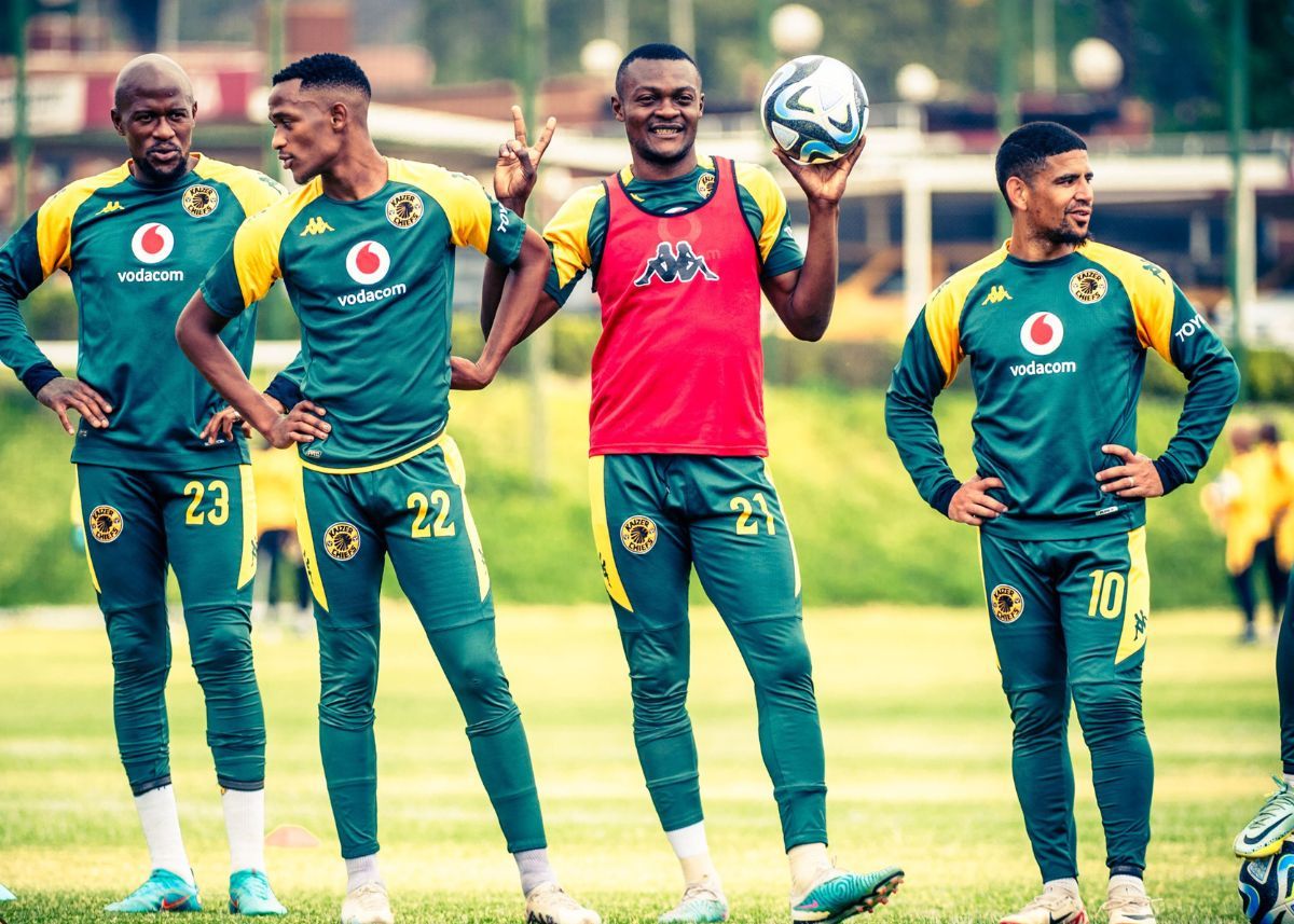 Kaizer Chiefs make a U-turn on midfielders future?