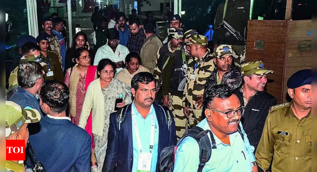 INDIA bloc MLAs flown back from Hyderabad for Jharkhand floor test