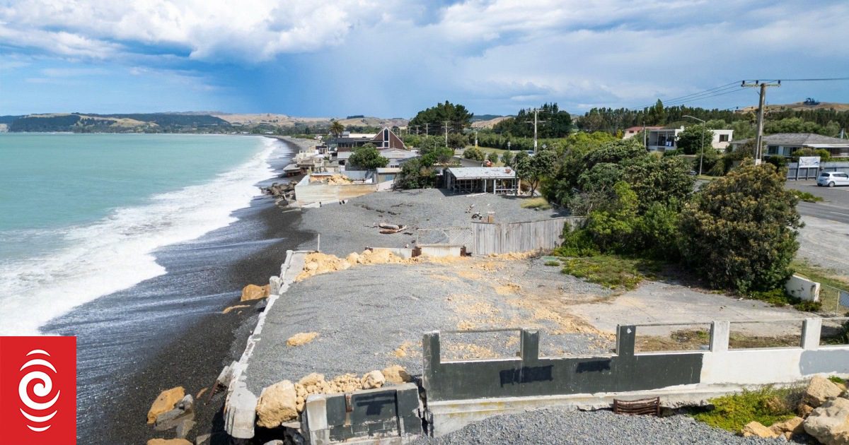 $1 reserve for Hawke’s Bay beachfront property: What’s the catch?