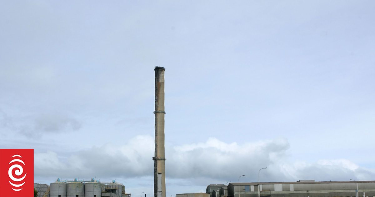 Southland businesses preparing for potential closure of Tiwai Smelter