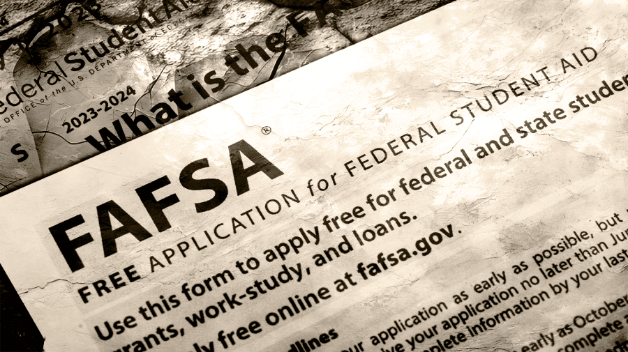 FAFSA problems pile up, leaving students and parents scrambling