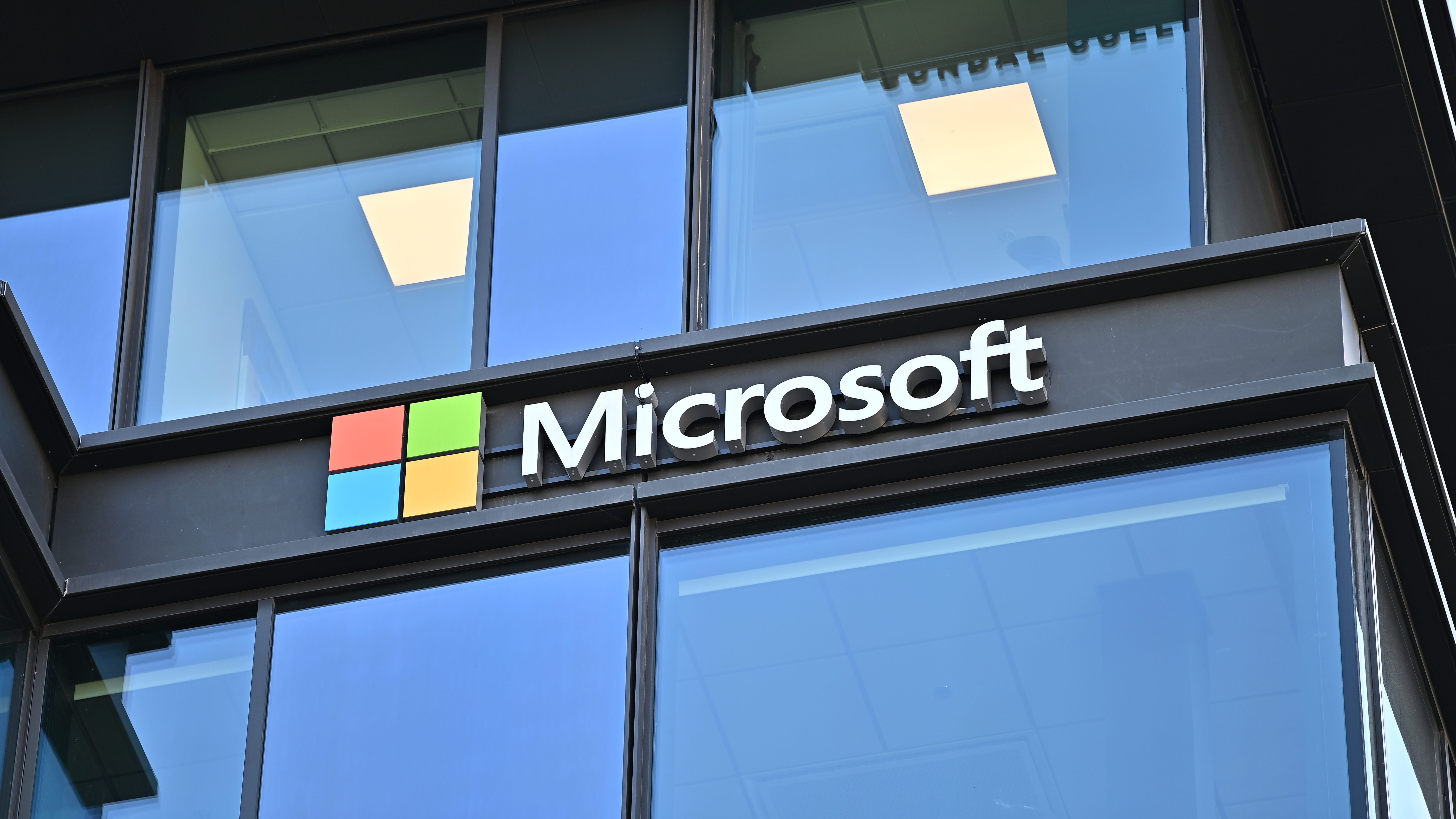 Microsoft in talks over cloud licensing complaint in the EU