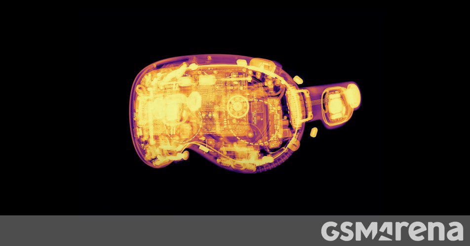 Apple Vision Pro’s micro OLED displays, battery detailed in iFixt teardown part 2