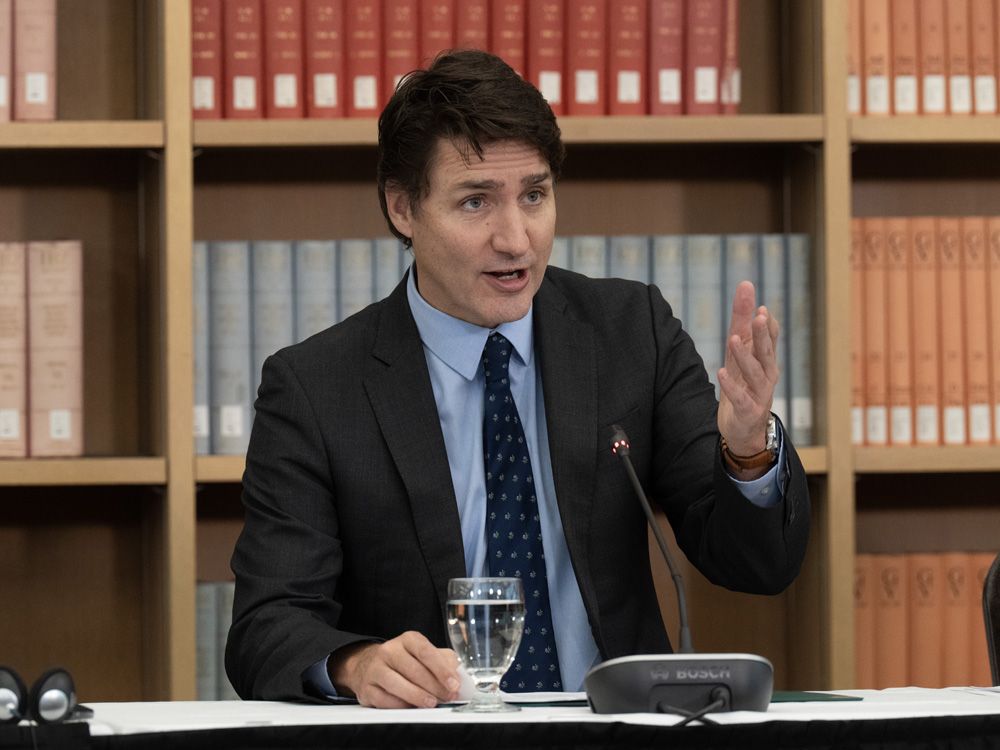 Trudeau calls Bell Canada’s mass layoffs ‘a garbage decision’