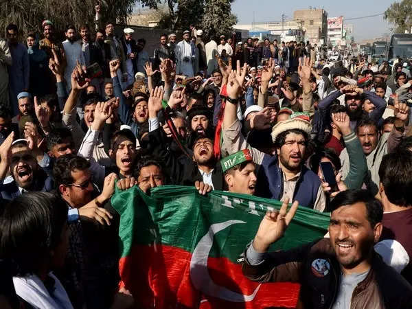 Pakistan: PTI-backed Independents move courts rigged poll counts