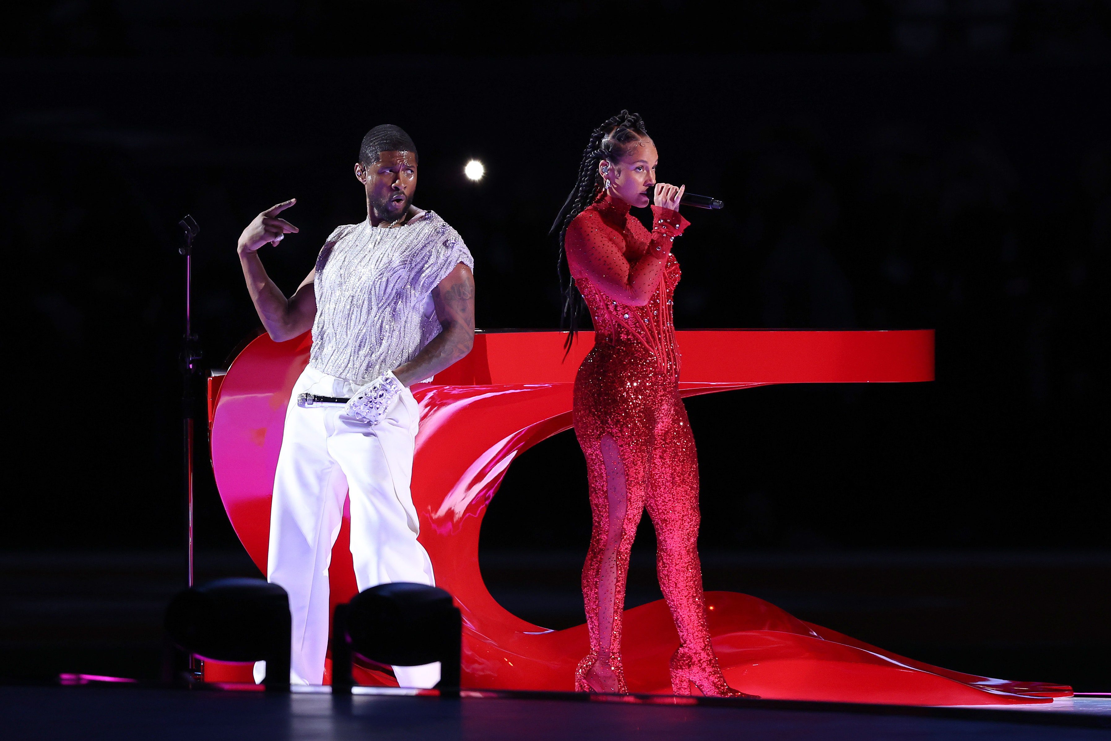 Watch Usher’s 2024 Super Bowl Halftime Show With Alicia Keys, Ludacris, More