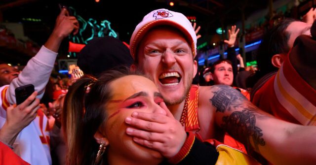 WATCH: Super Bowl Brawl Breaks Out Between Chiefs and 49ers Fans in Las Vegas Casino