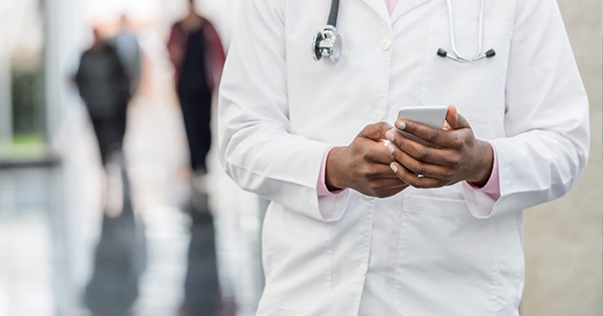 CMS clarifies rules for HIPAA compliance when texting patient data