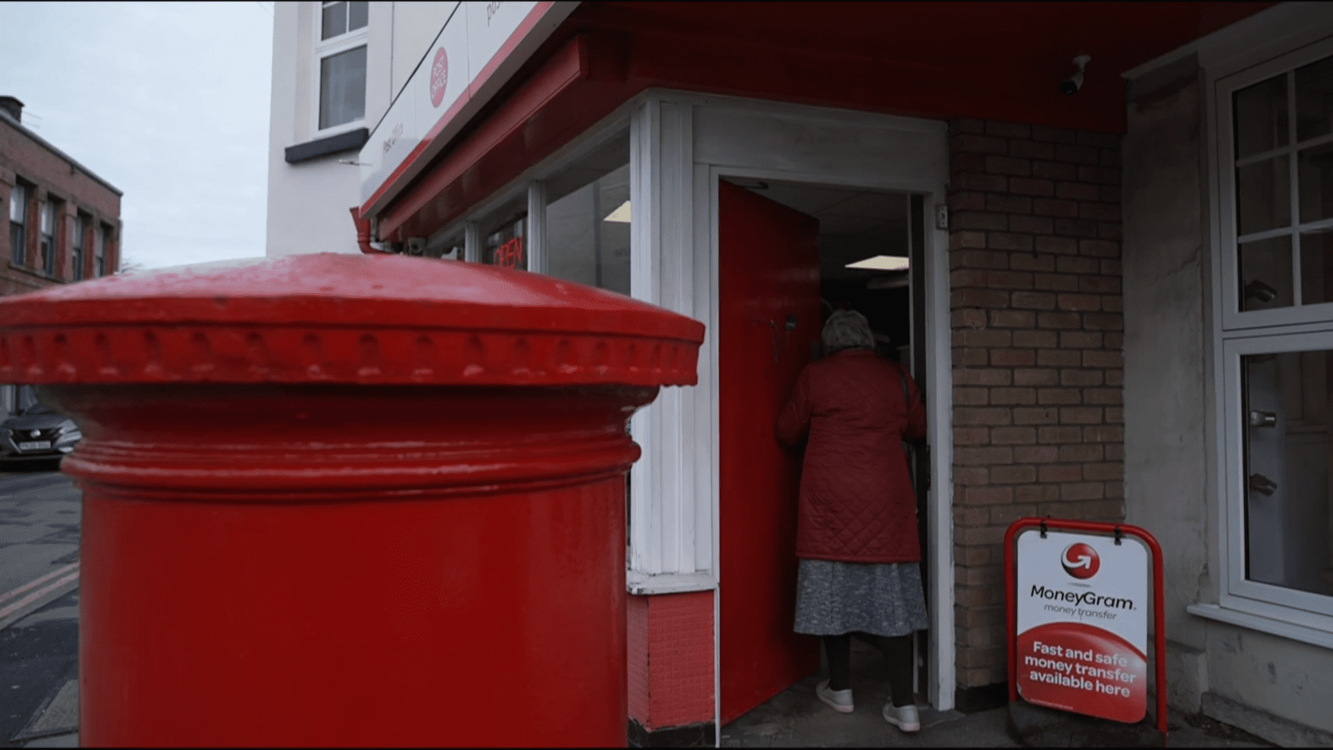 Government signed off on Post Office executives bonuses