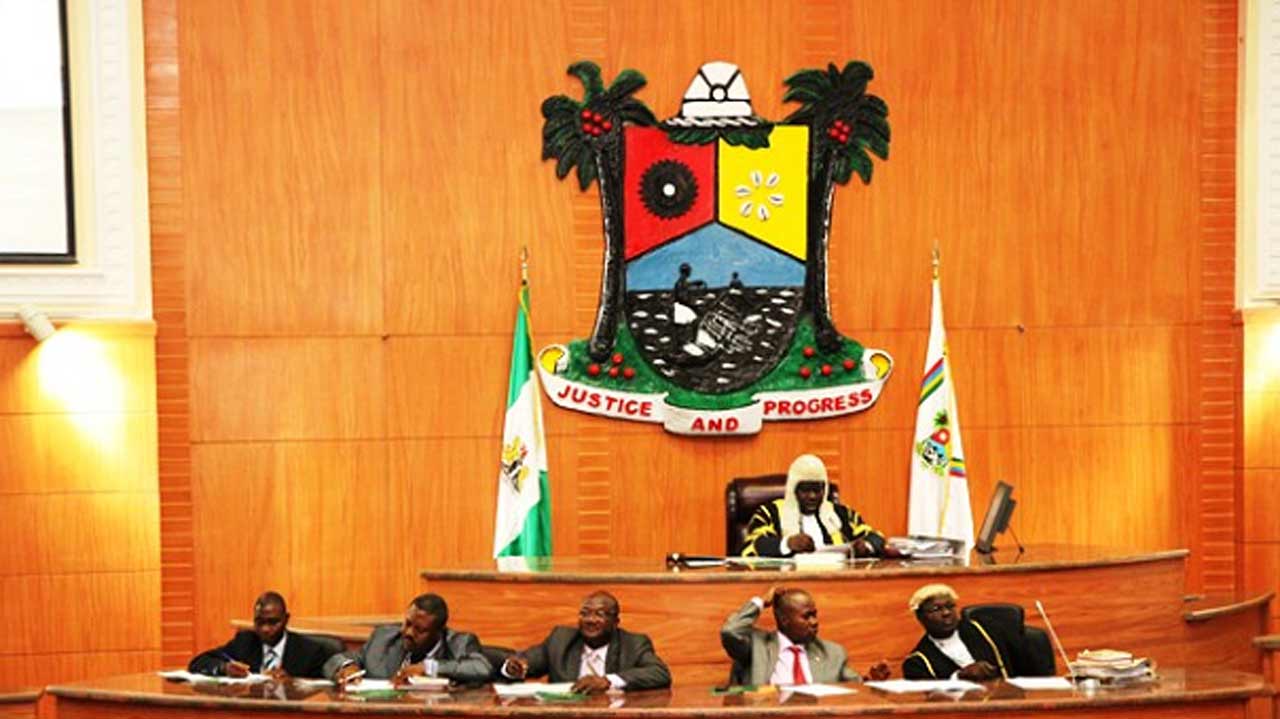 Lagos House of Assembly suggests ways to strengthen naira against dollar