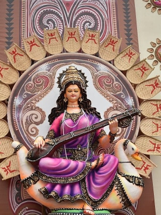 Boost your wisdom with these Saraswati Mantras