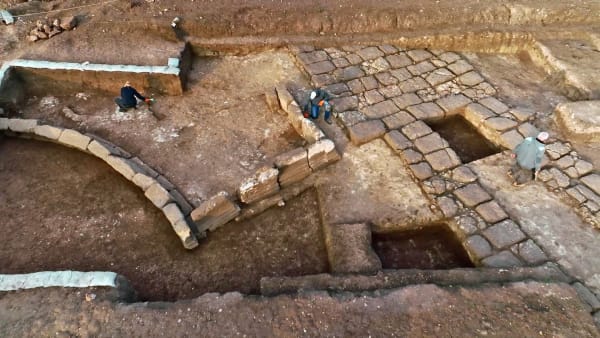 A Roman legion camp excavated at the foot of Tel Megiddo