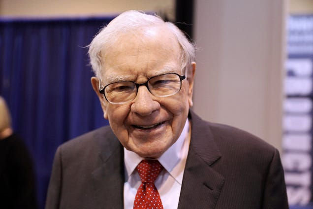 Warren Buffett is selling Apple stock and buying Chevron, Oxy, and SiriusXM