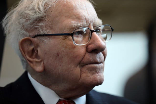 The S&P 500 is on such a tear that even Warren Buffett can’t keep up