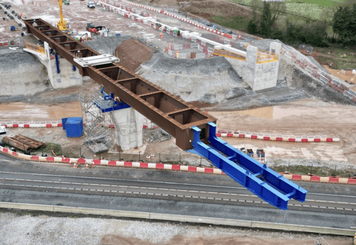 First viaduct steel section installed at HS2’s complex junction job