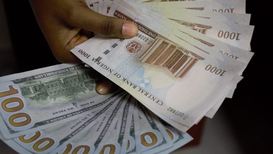 Naira Falls Further, Exchanges for N1,673/$, N2,000/1£ at Parallel Market