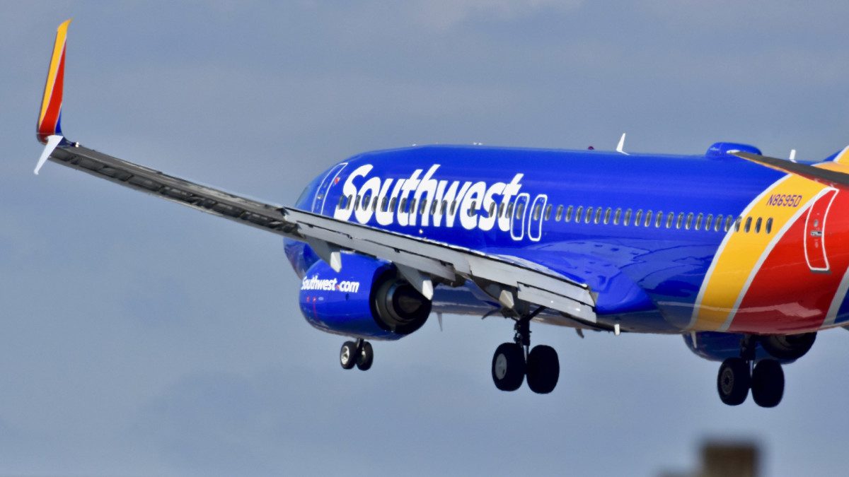 Southwest Airlines brings back its free flight offer