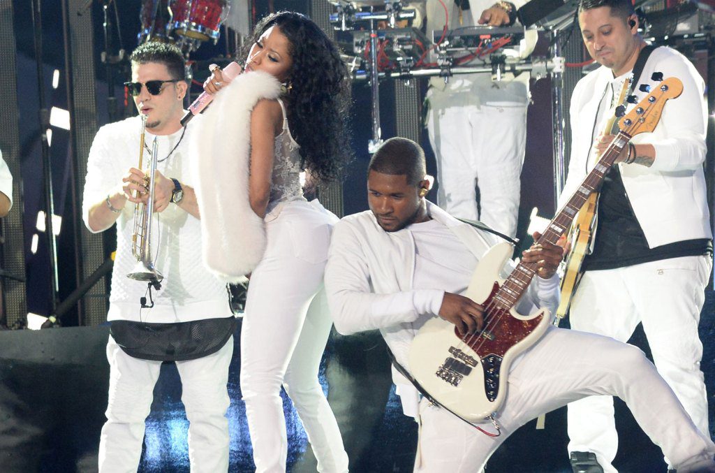 Usher Reflects on Slapping Nicki Minaj’s Butt at 2014 MTV VMAs: ‘I Shouldn’t Have Smacked Her’