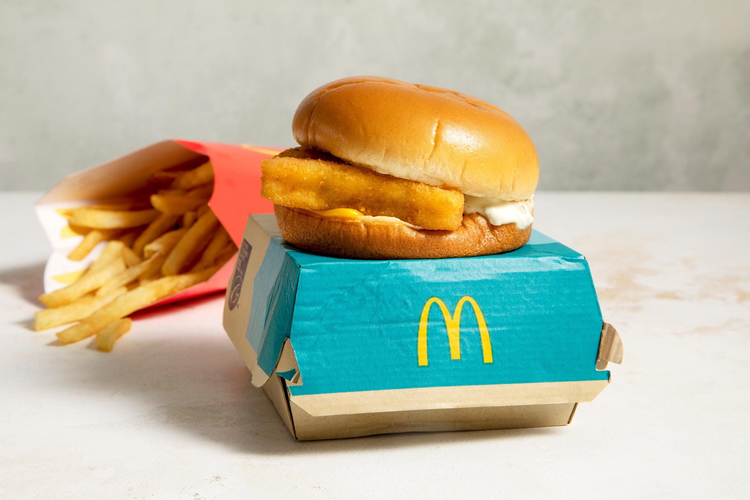 This Is Why the Tartar Sauce on a Filet-O-Fish Is Always Off-Center