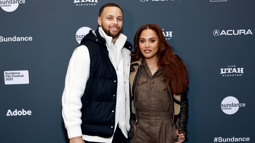 Stephen And Ayesha Curry Expecting Fourth Child