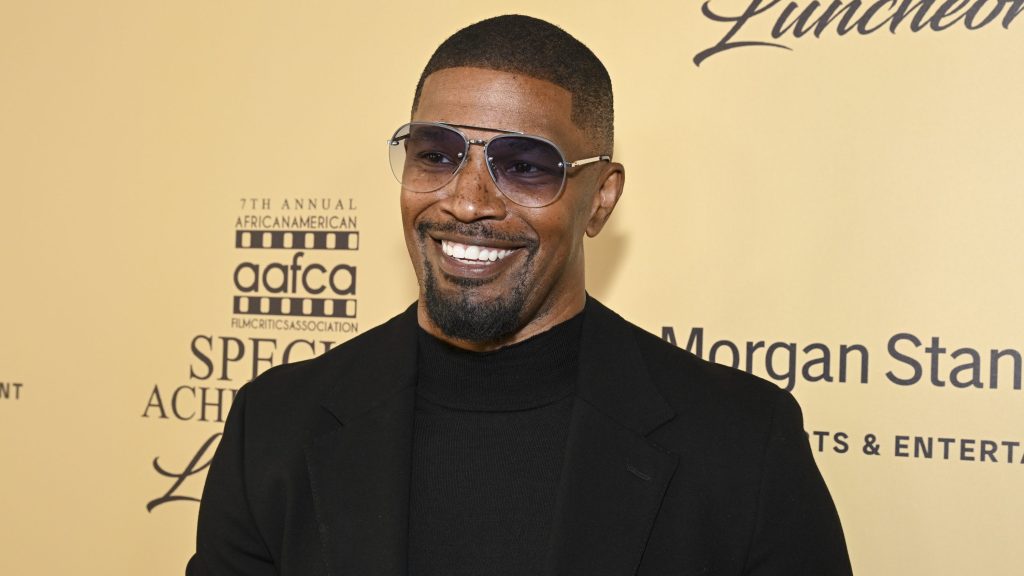 Jamie Foxx To Discuss Health Scare In Upcoming Comedy Special: “I Gotta Do It My Way”