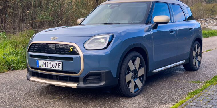 We drive Mini’s first electric crossover, the 2025 Countryman SE ALL4