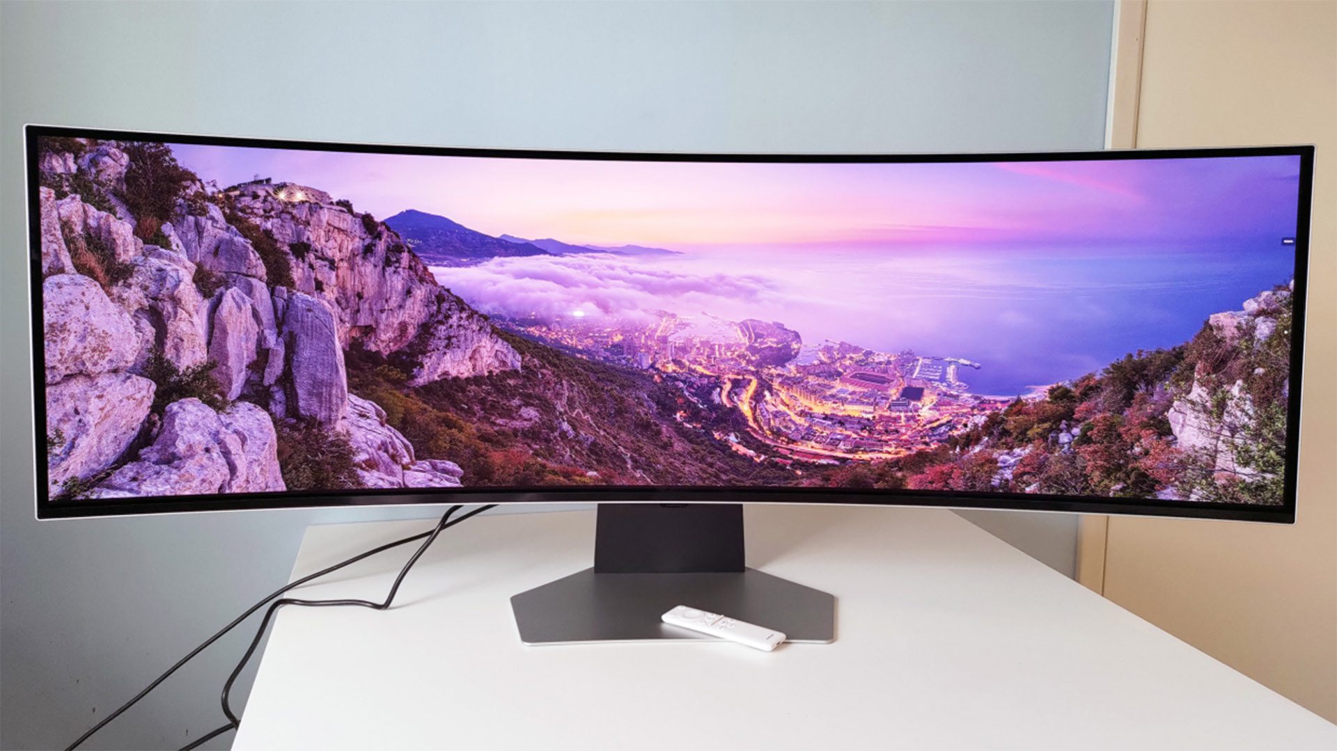 AMD sets higher speed standards for FreeSync monitors