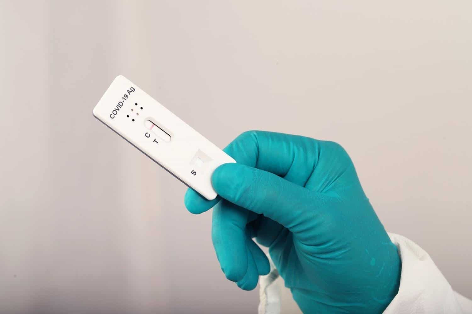 Gene-based diagnostics boosted by innovative test strips