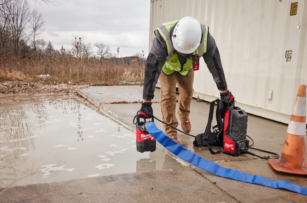 Milwaukee Tool Reveals First Battery-Power Submersible Pump for Construction