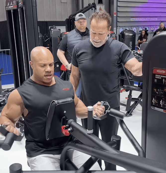 Watch Arnold Schwarzenegger Work Out With Bodybuilding Legend Phil Heath