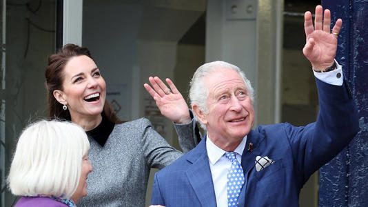 King hails Kate’s courage after cancer news