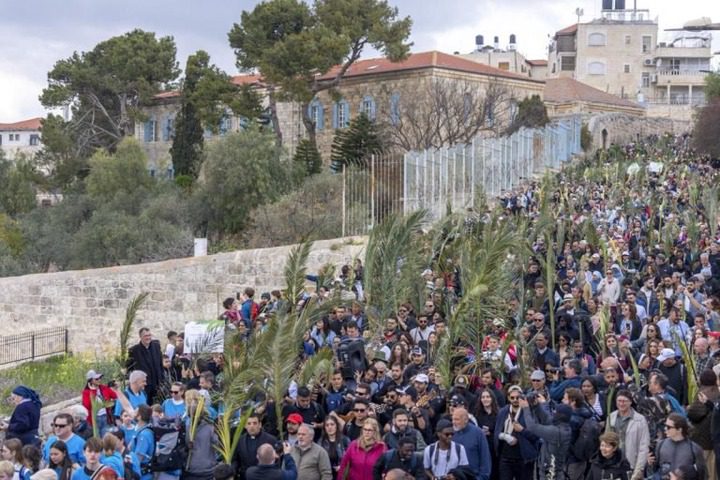 BREAKING: Israeli Authorities Bar Palestinian Christians from Jerusalem on Palm Sunday