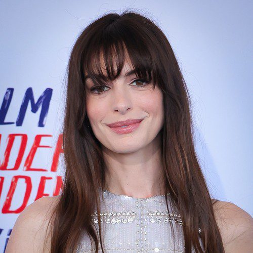 Anne Hathaway reveals why she gave up drinking