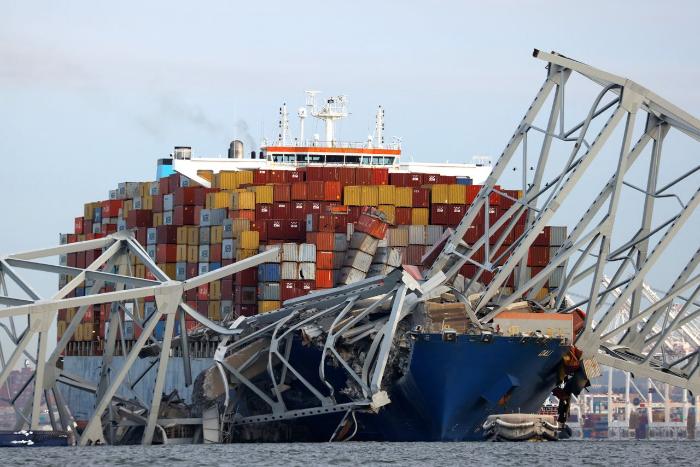 Baltimore Francis Scott Key Bridge Collapse – 5 Missing, 2 Rescued After Cargo Ship Rammed Bridge and Tore It Down