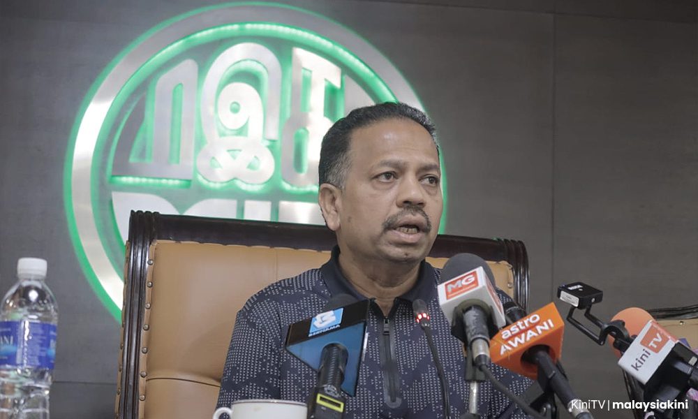 Vigneswaran retains MIC presidency for third term